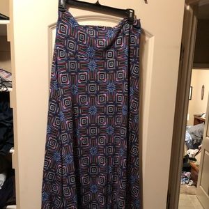 Large lularoe maxi